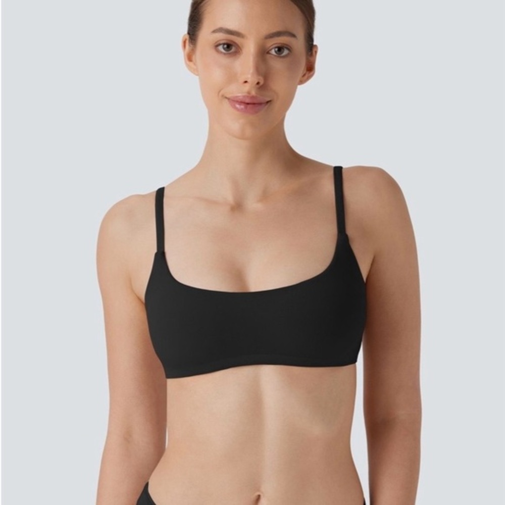 🌸HS2- HALARA high stretch lounge bra🖤